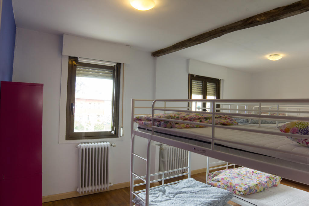Xarma Hostel Pamplona Oda fotoğraf