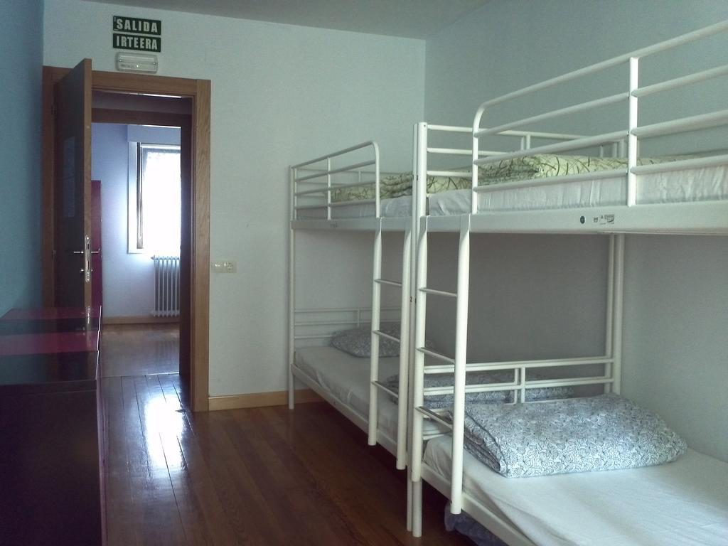 Xarma Hostel Pamplona Oda fotoğraf